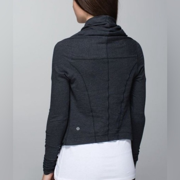 Lululemon Iconic Wrap. Heathered Black/dark charcoal grey. - Picture 4 of 13